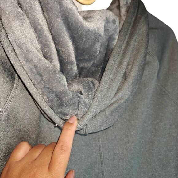 Athletic Works Hoodie - Picture 3 of 5